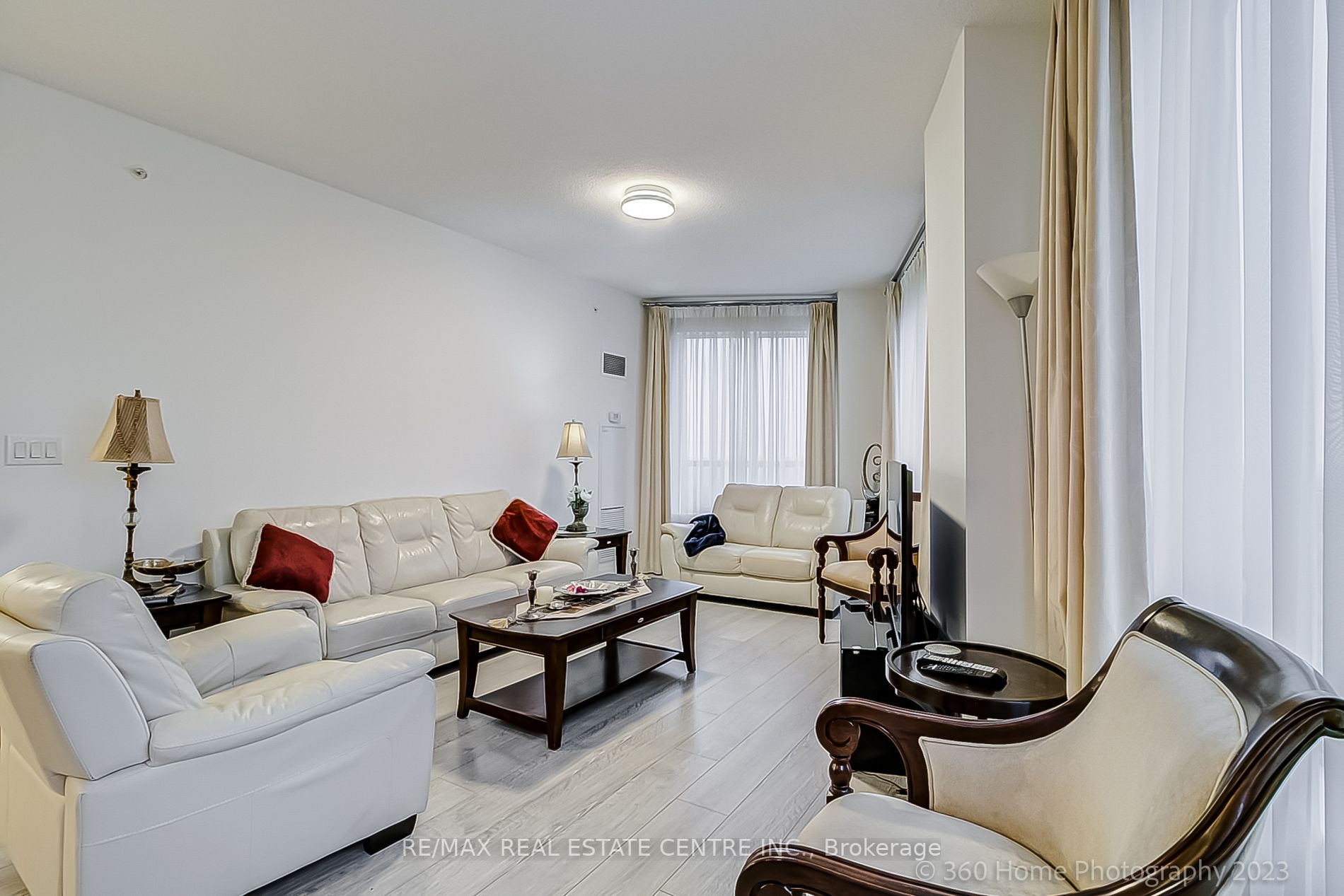 7171 Yonge St, #Lph307