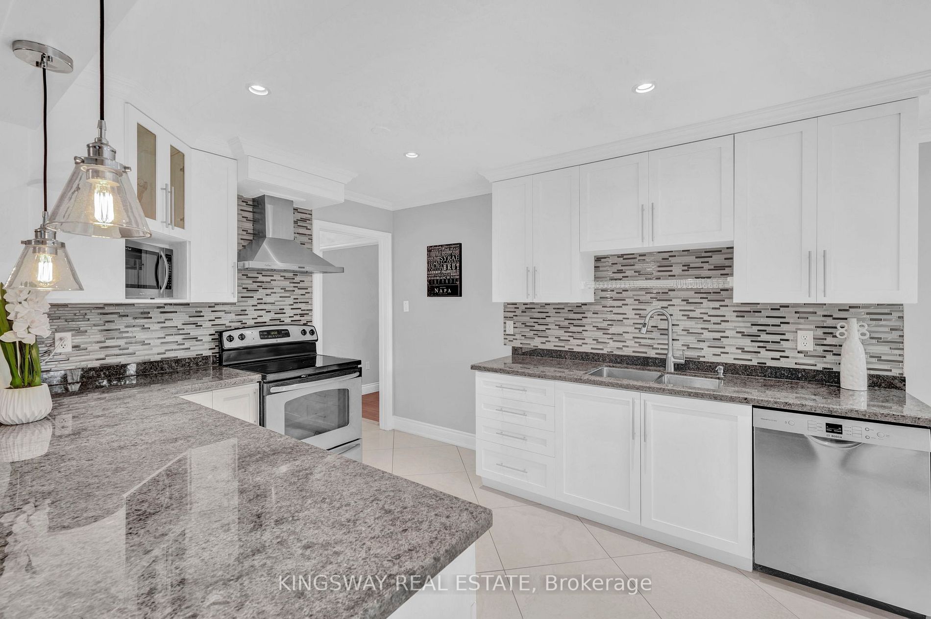 22 Baycroft Lane