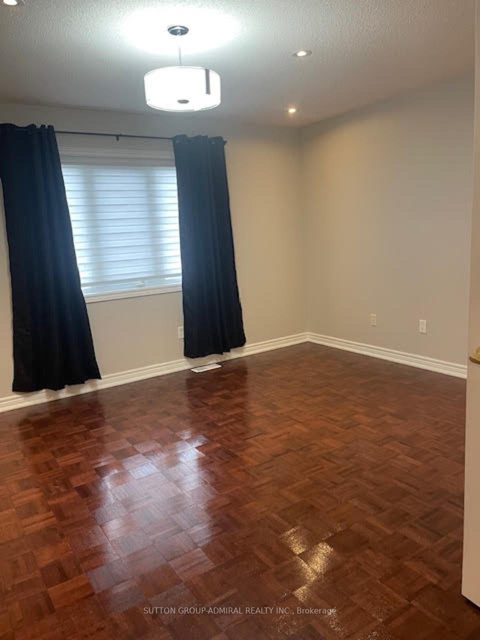 70 Fraserwood Rd