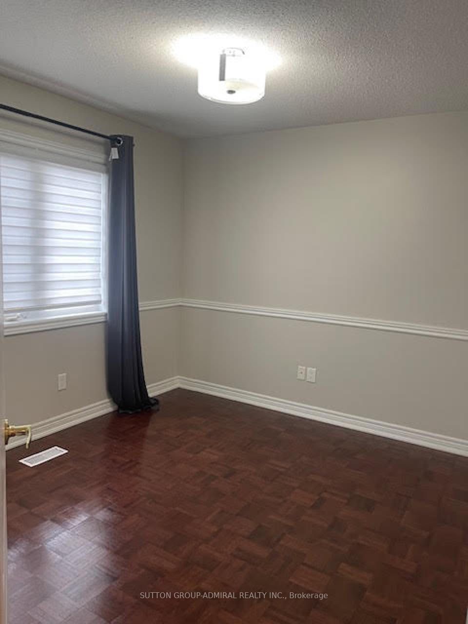 70 Fraserwood Rd