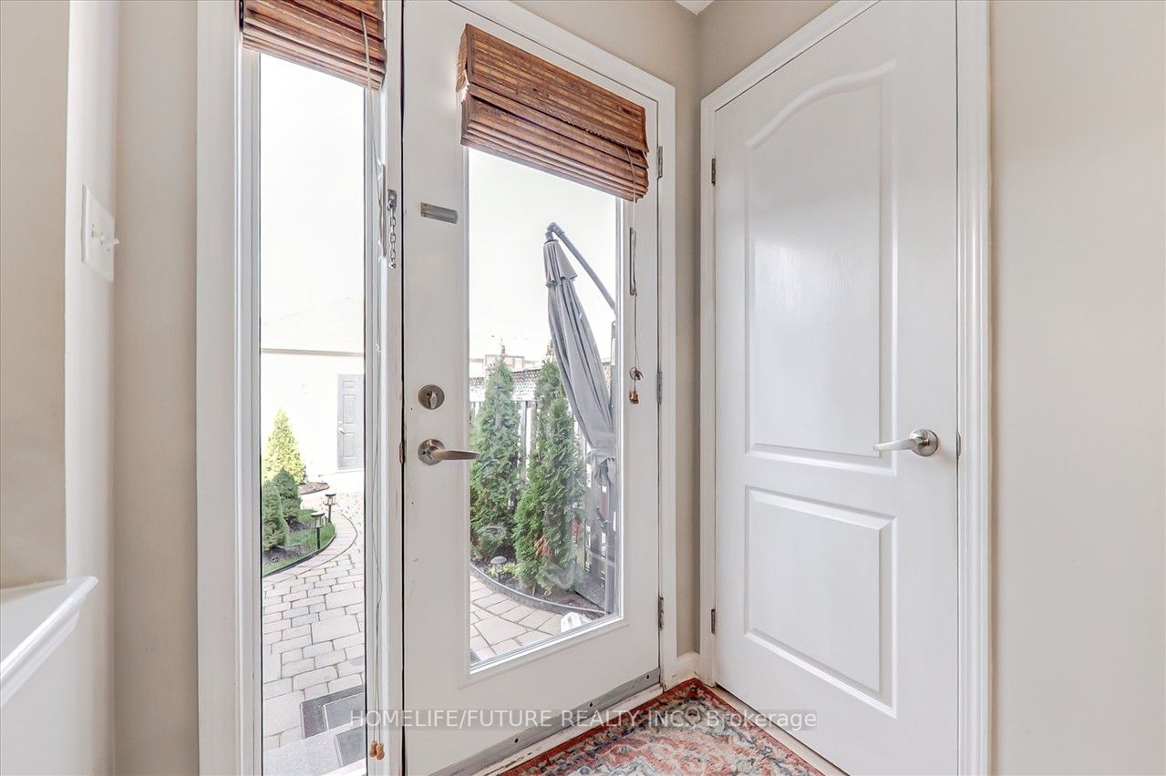 24 Lappe Ave