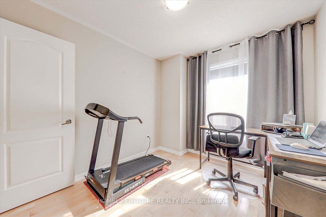 24 Lappe Ave