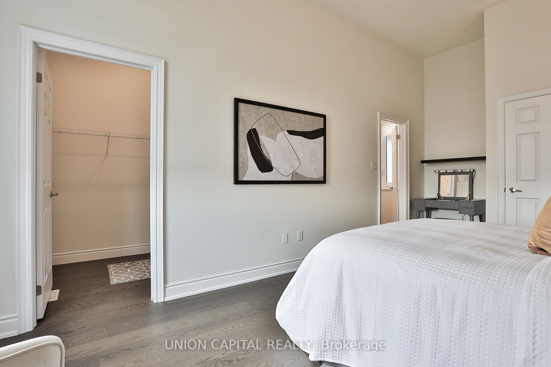 19 Applegate Dr