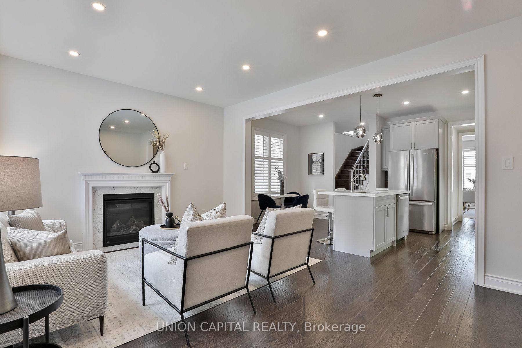 19 Applegate Dr