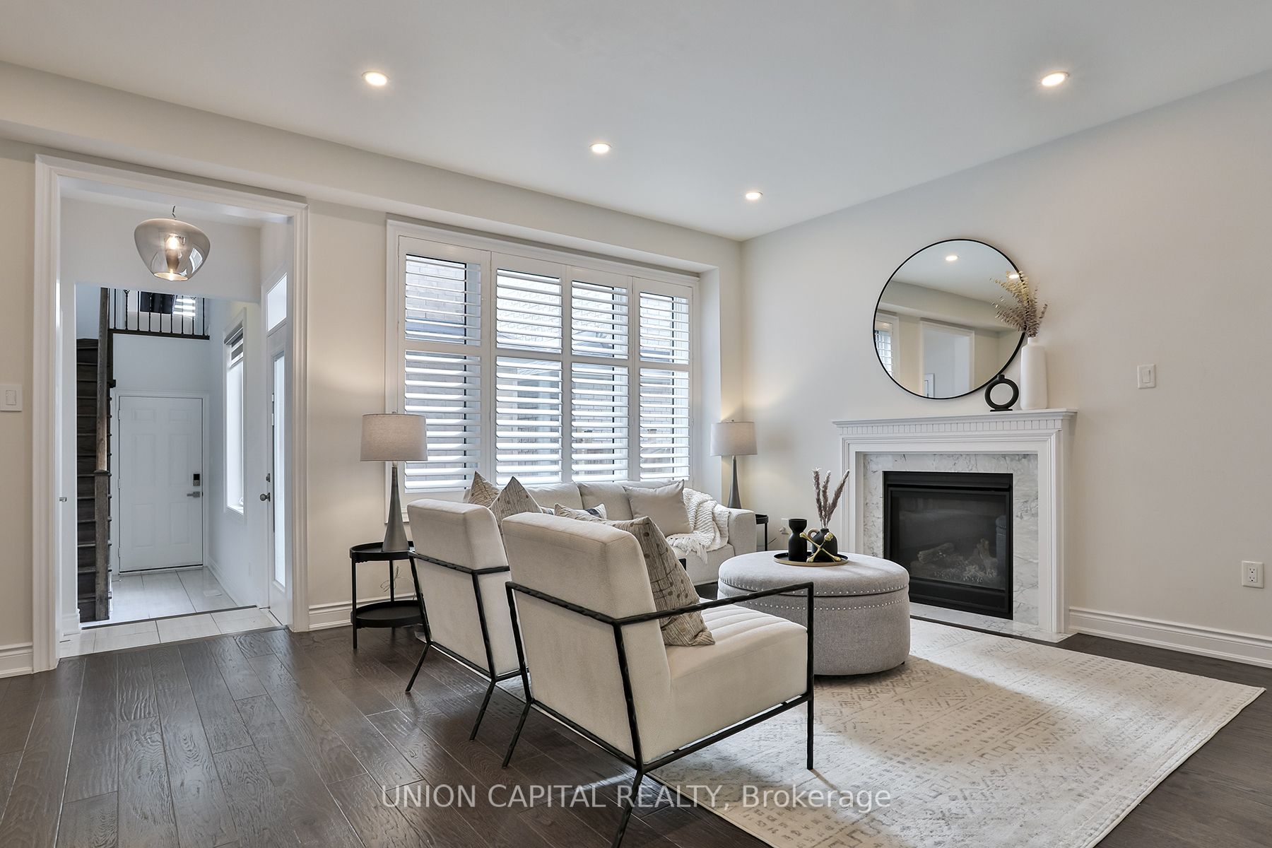 19 Applegate Dr