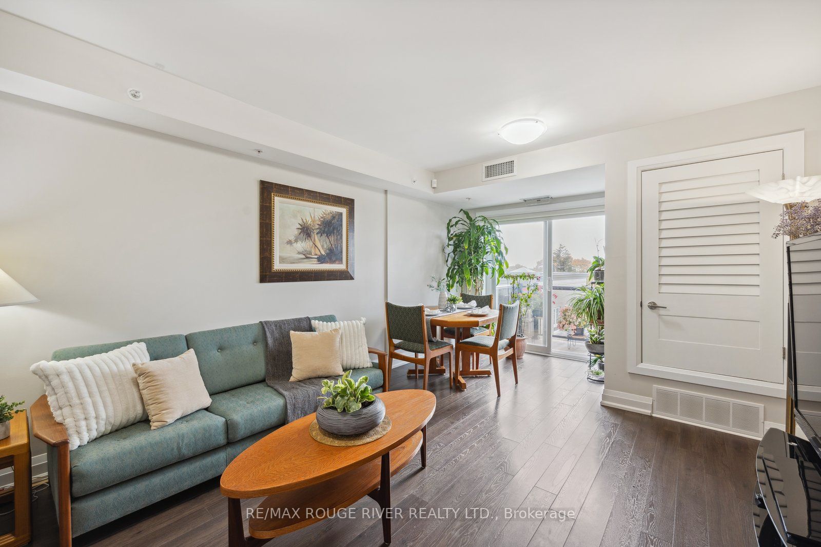 481 Rupert Ave, #405