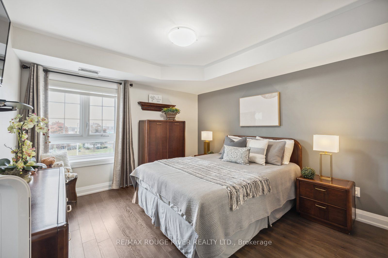 481 Rupert Ave, #405