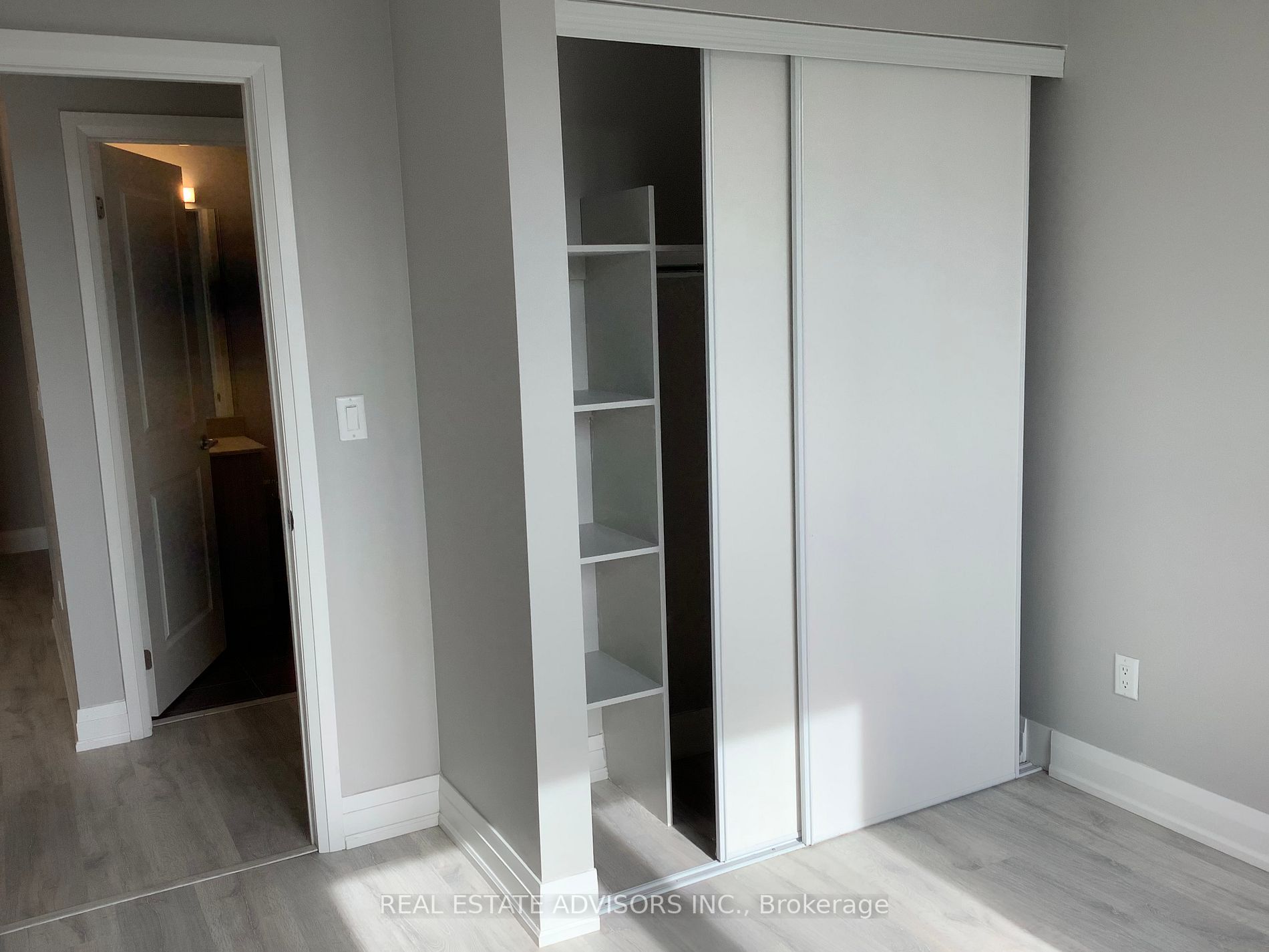 9700 Ninth Line, #315