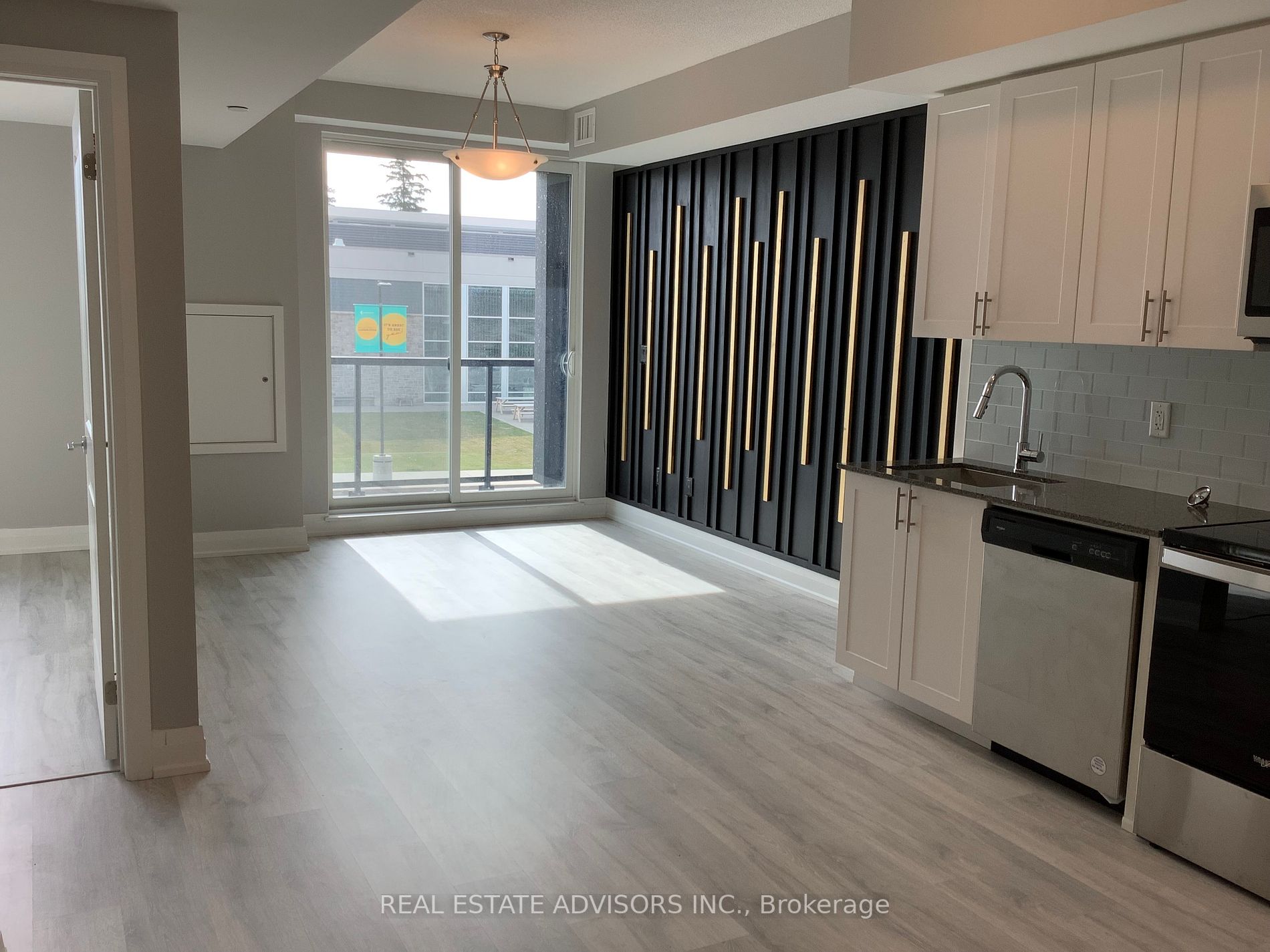 9700 Ninth Line, #315