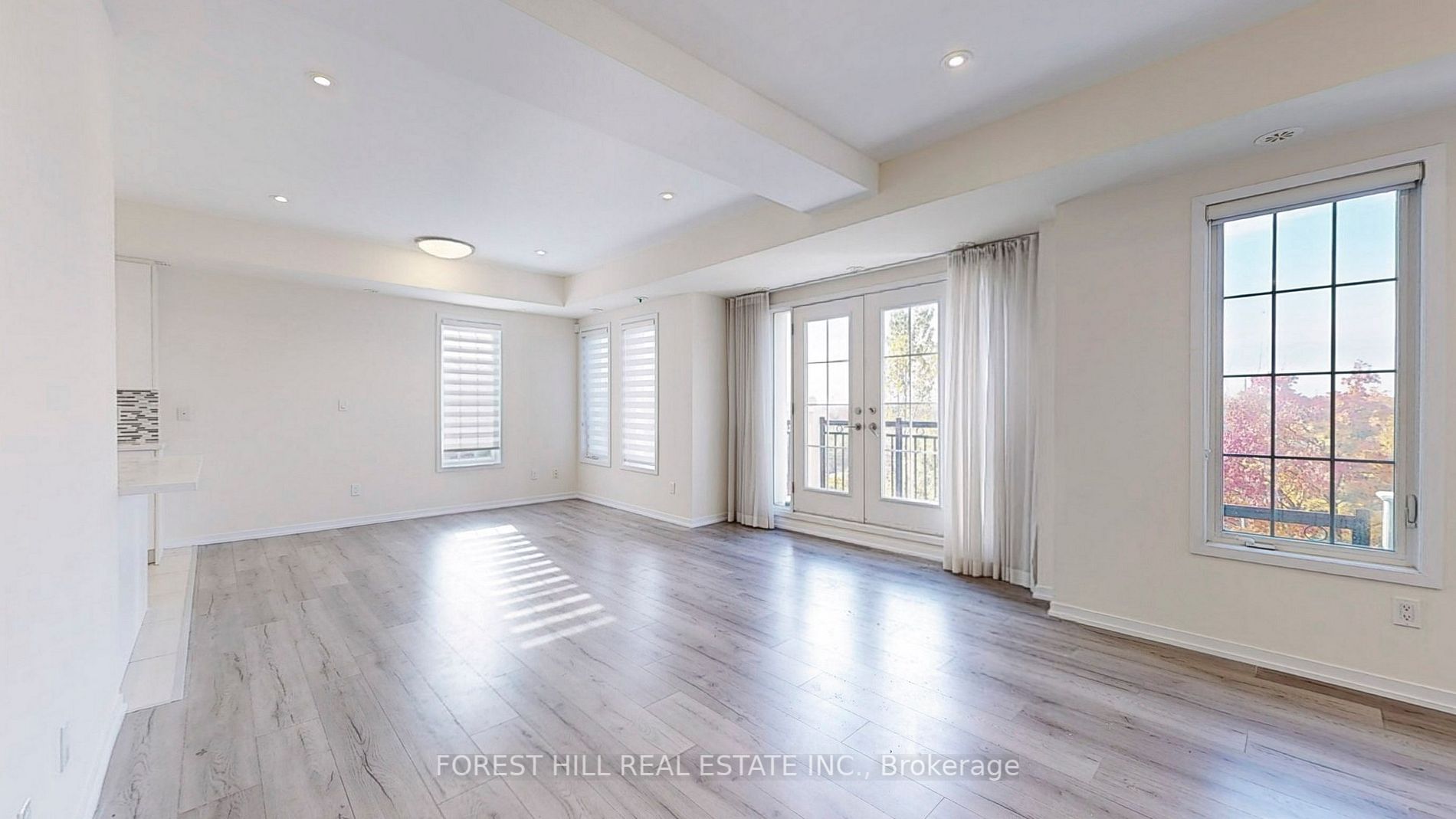 26 Bruce St, #C-33