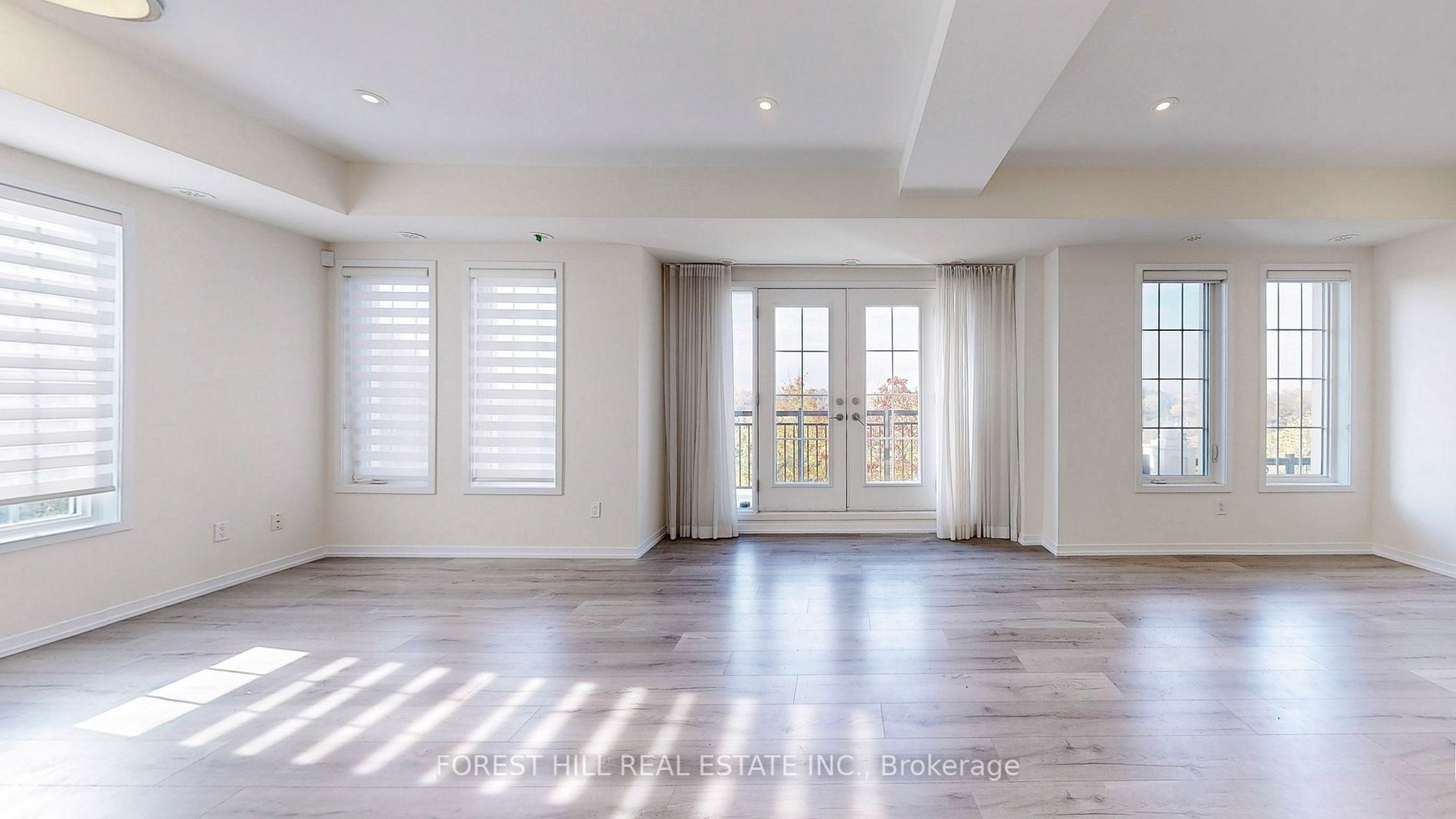 26 Bruce St, #C-33