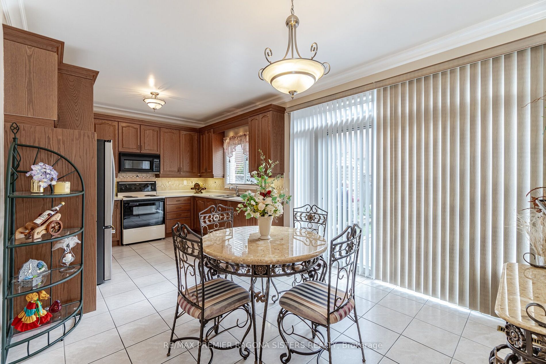 57 Ten Oaks Blvd