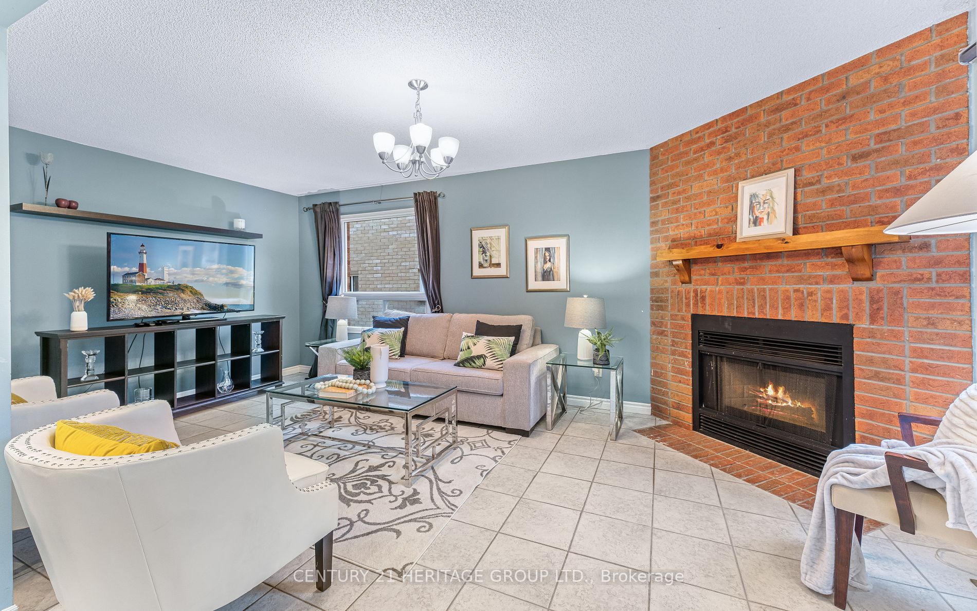 46 Squire Drive