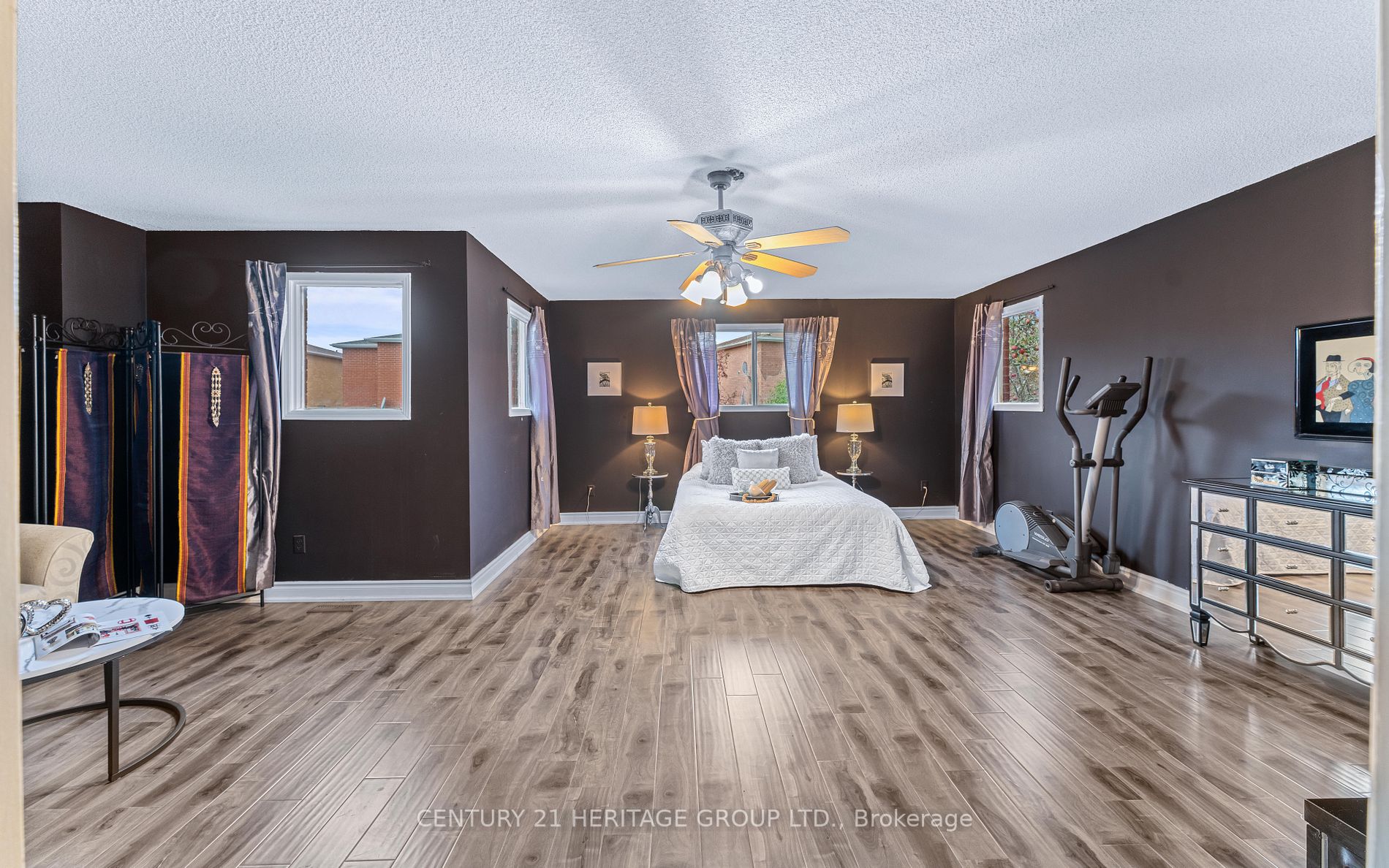 46 Squire Drive