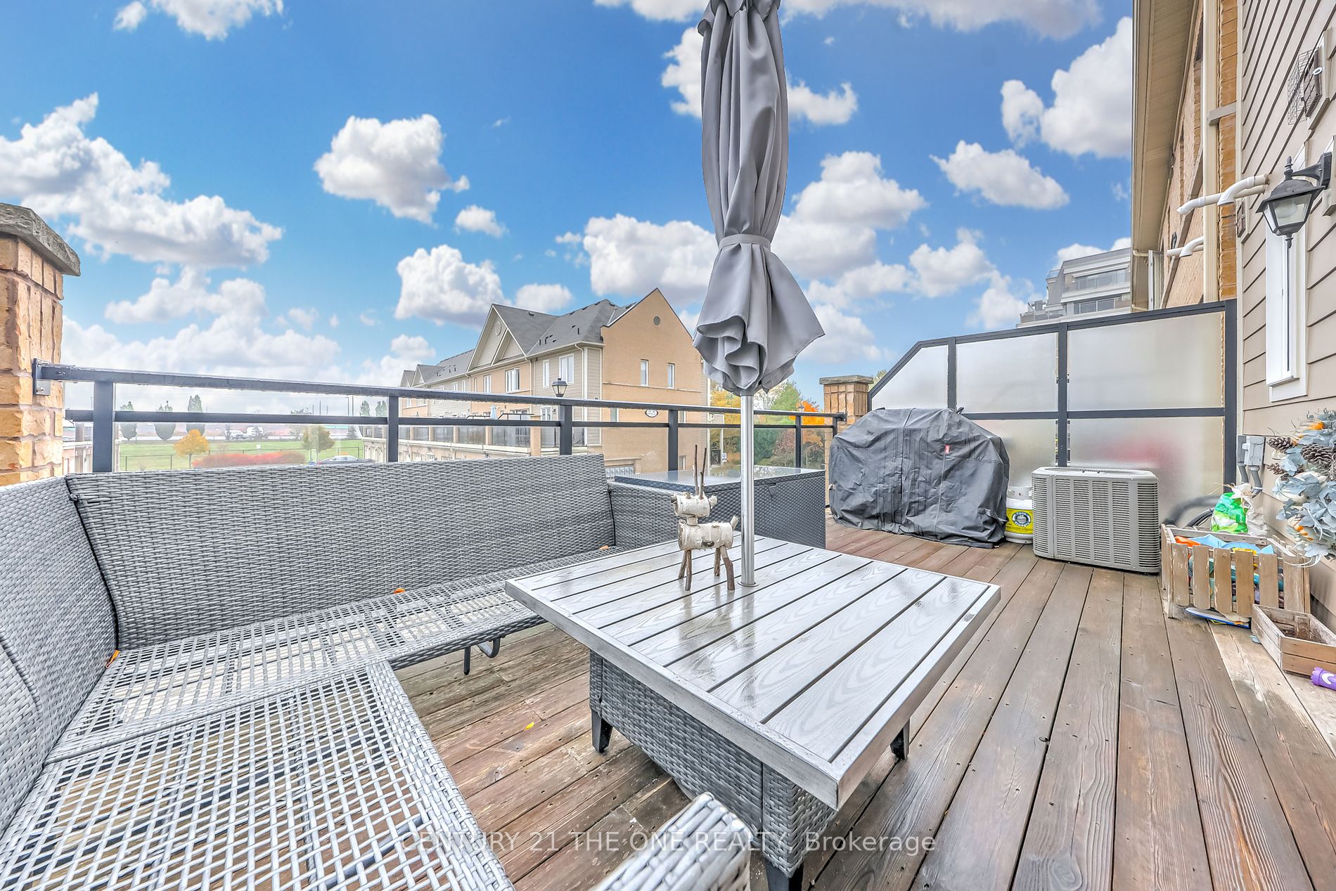 271 John West Way, #7