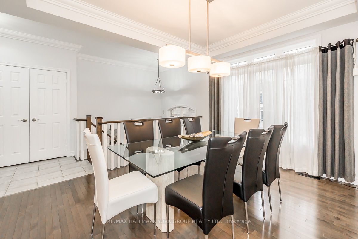 87 Weslock Cres