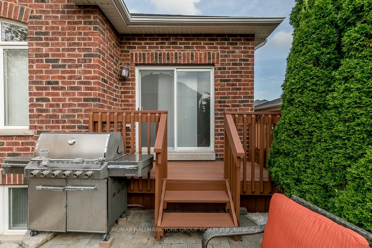 87 Weslock Cres