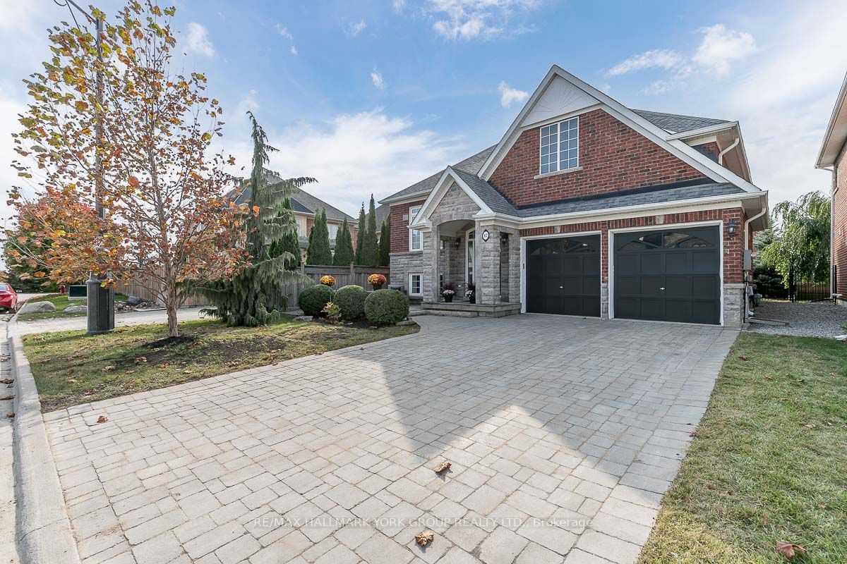 87 Weslock Cres