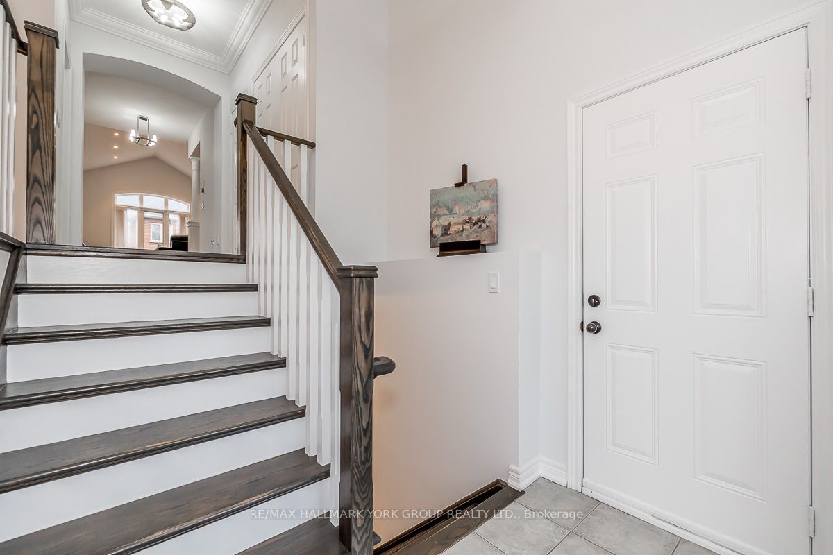 87 Weslock Cres