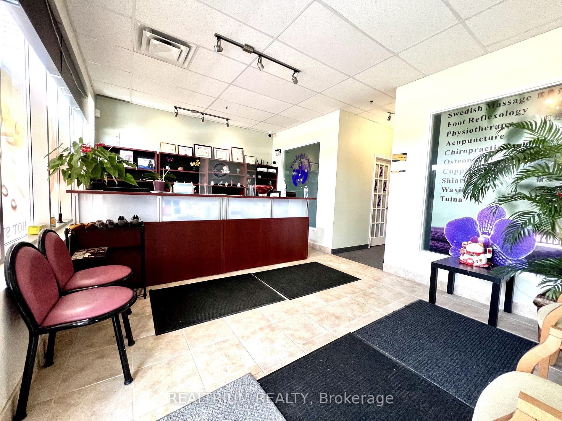 17120 Leslie St, #5