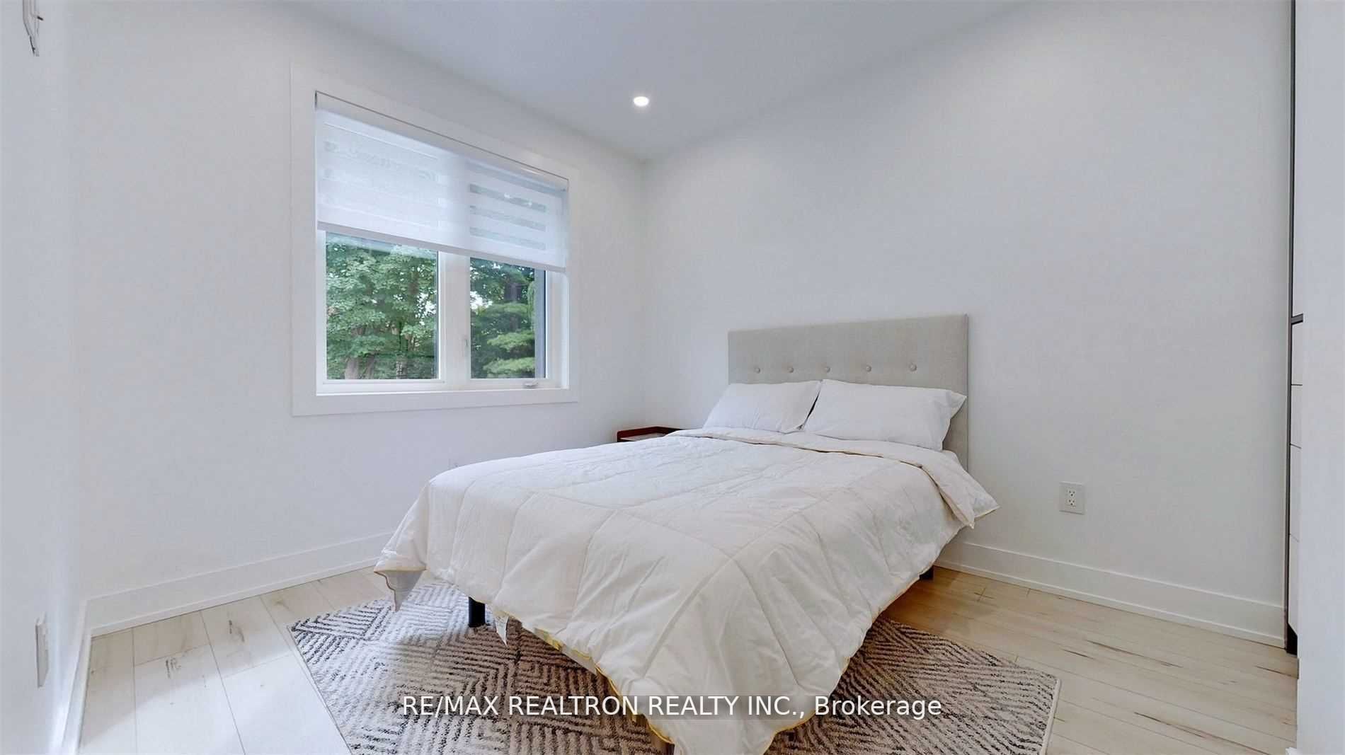 111 Evahill Crescent