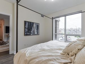 25 Baker Hill Blvd, #215