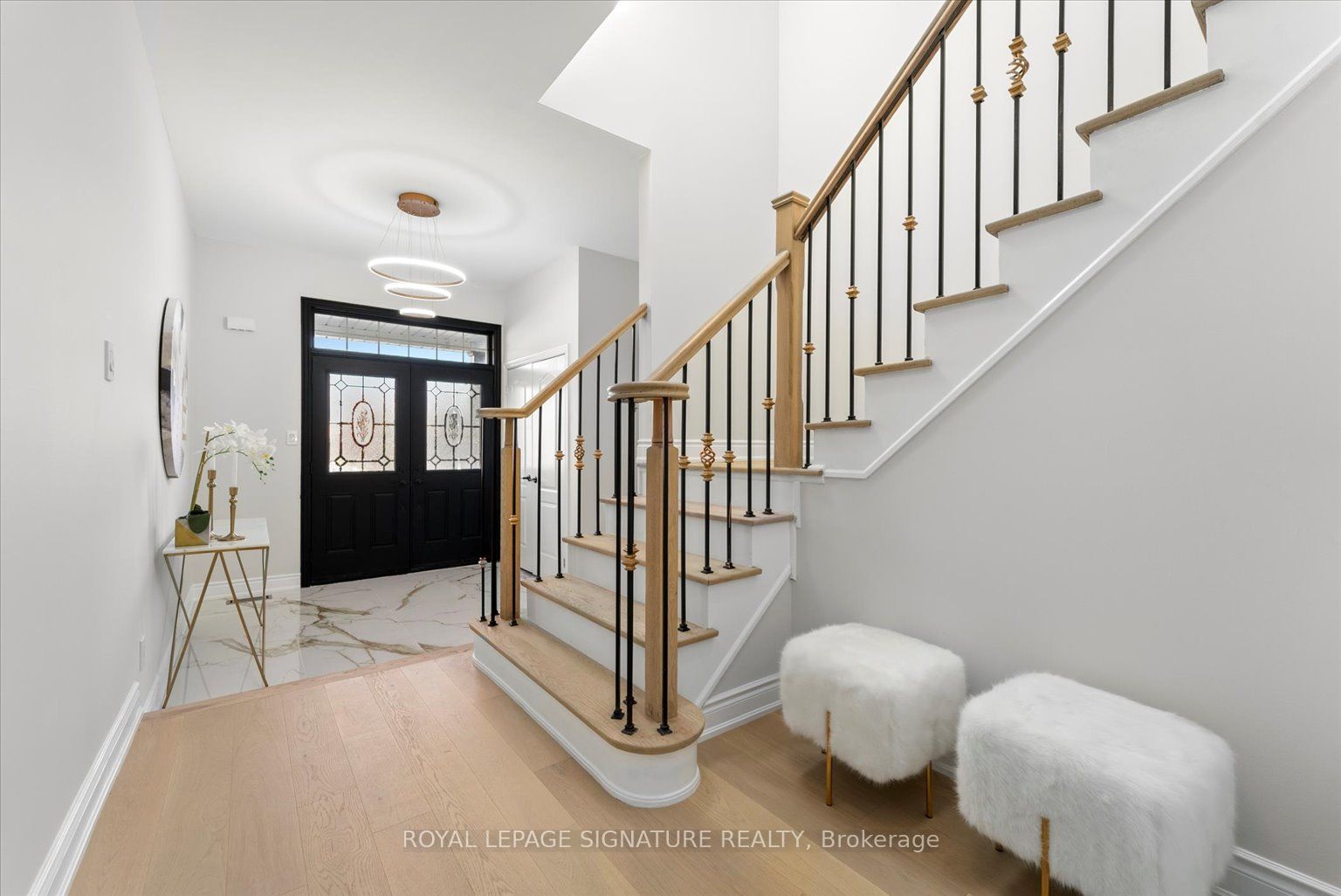 143 Queen Filomena Ave