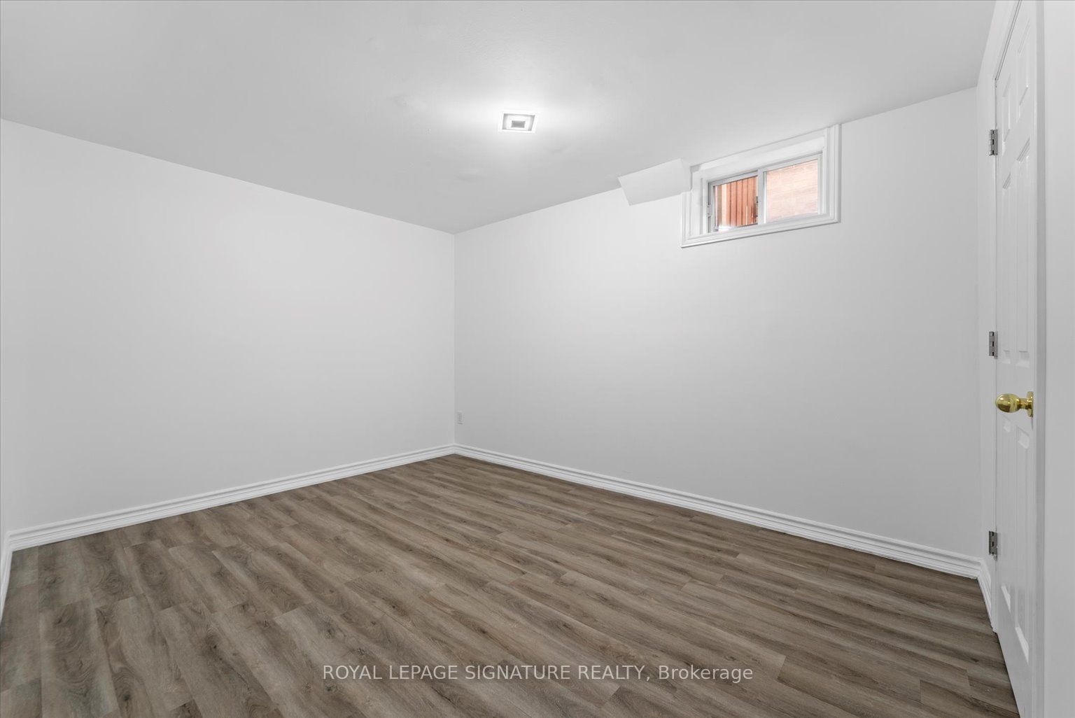 143 Queen Filomena Ave