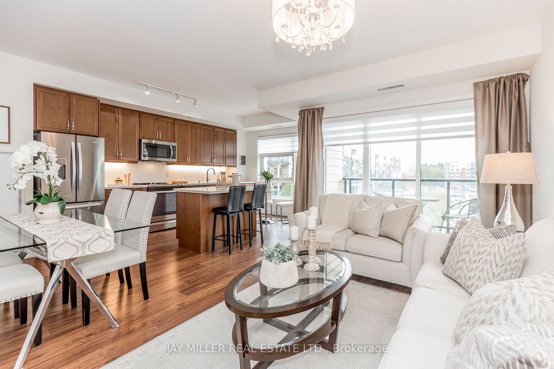 555 William Graham Dr, #303