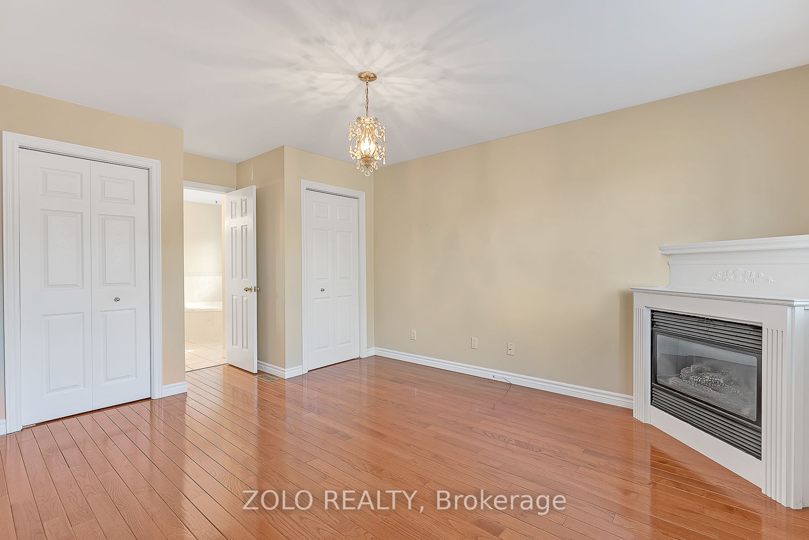 307 Sheridan Crt
