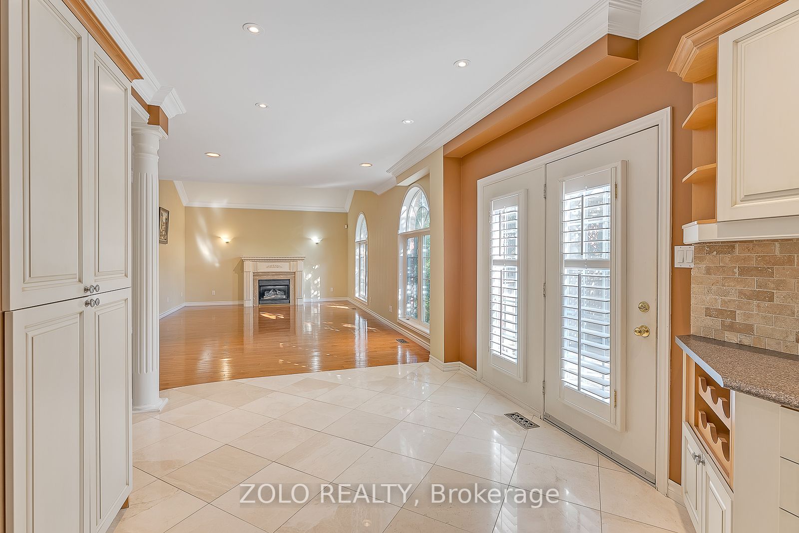 307 Sheridan Crt
