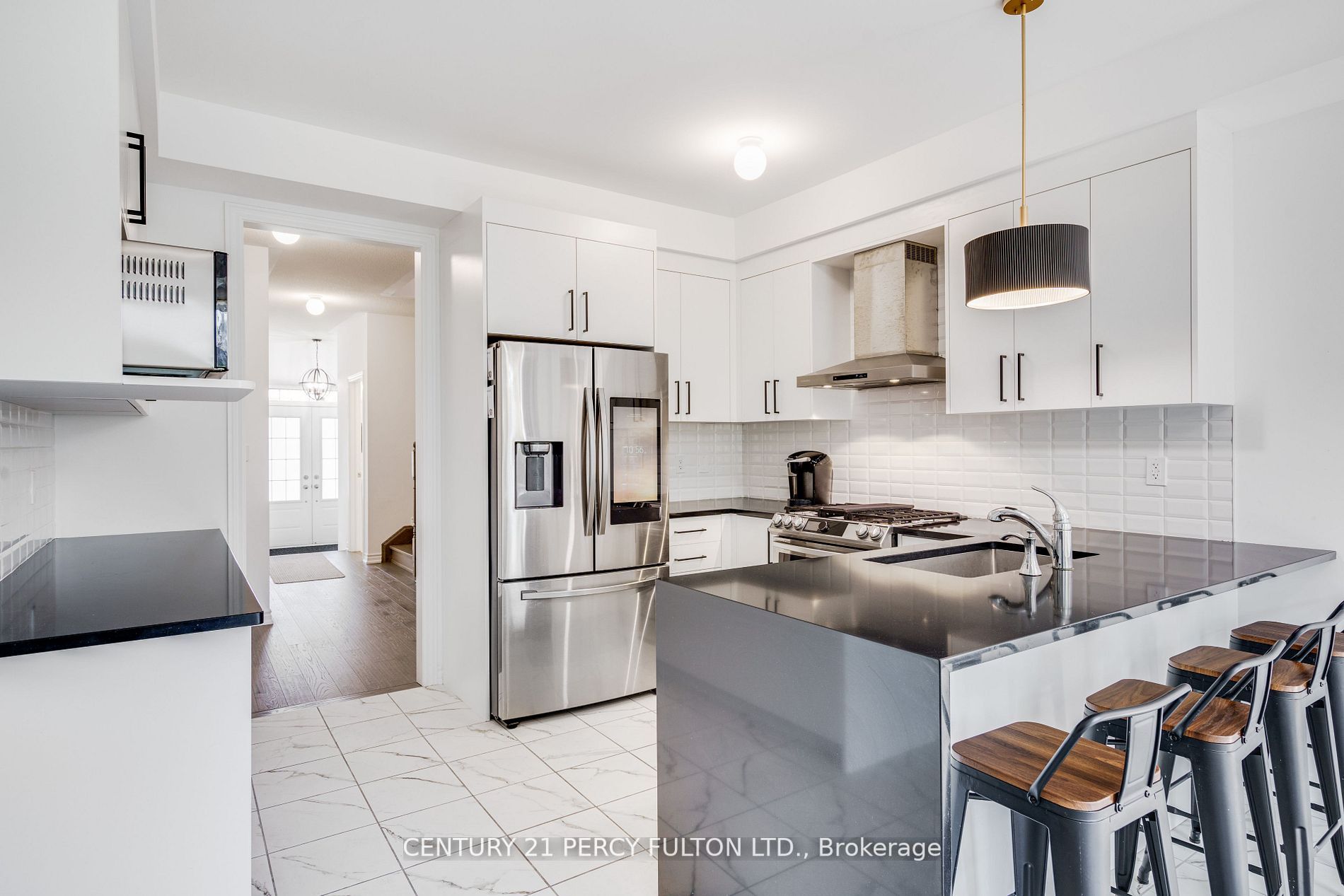 60 Betty May Cres