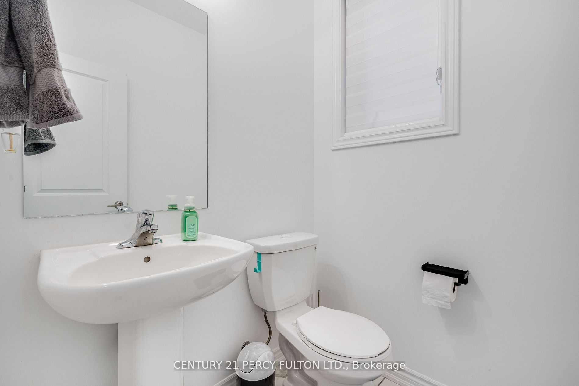 60 Betty May Cres