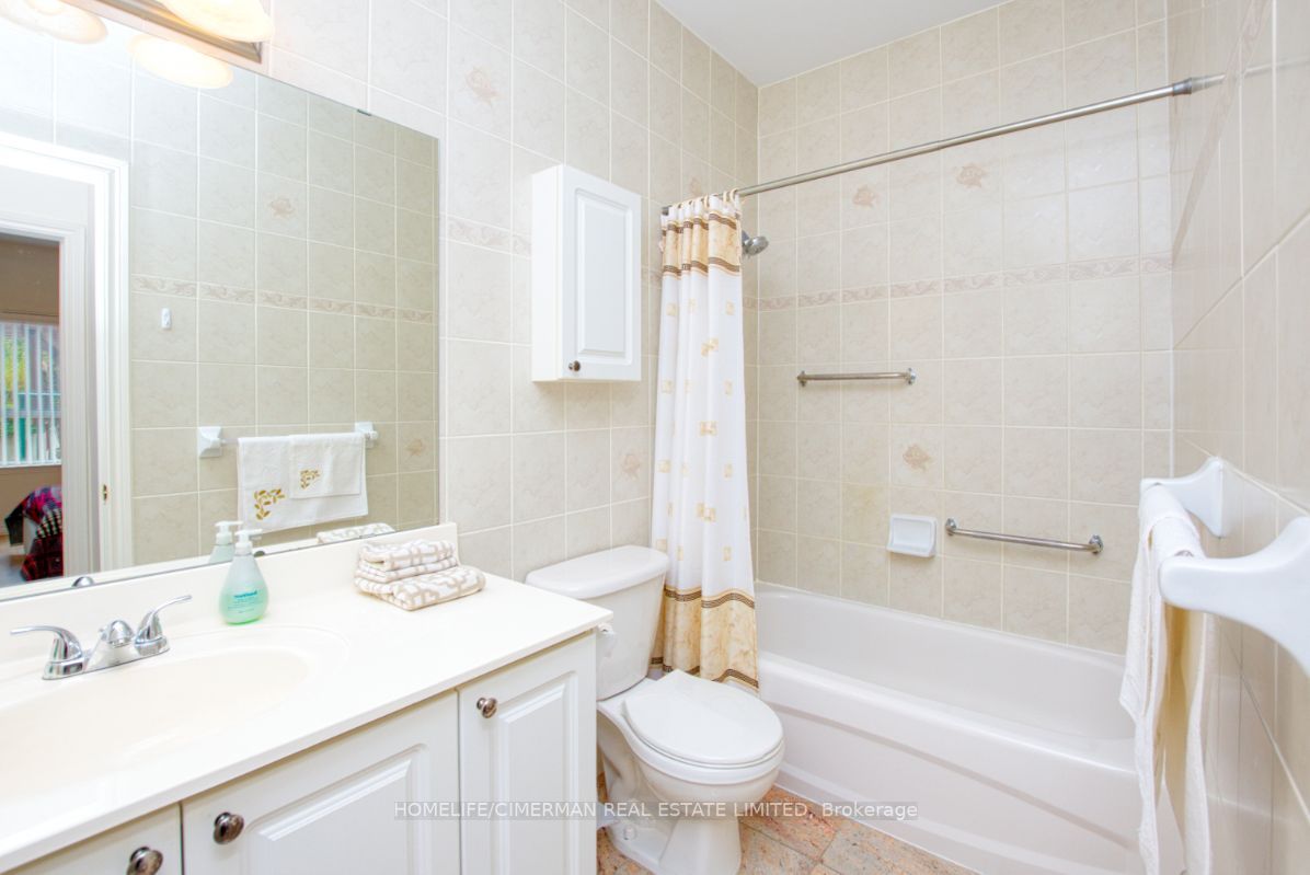 33 Wallace St, #115