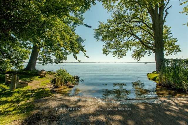 1127 Shore Acres Dr