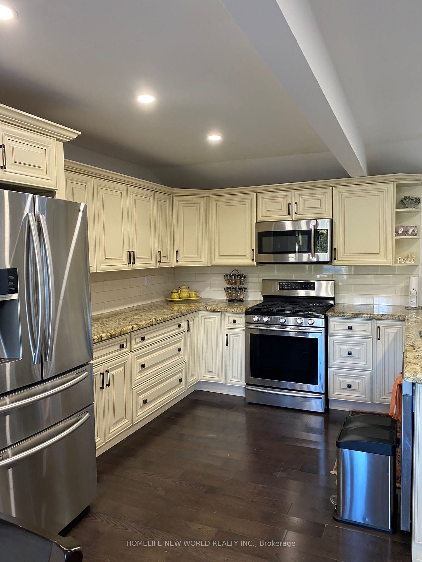 1127 Shore Acres Dr