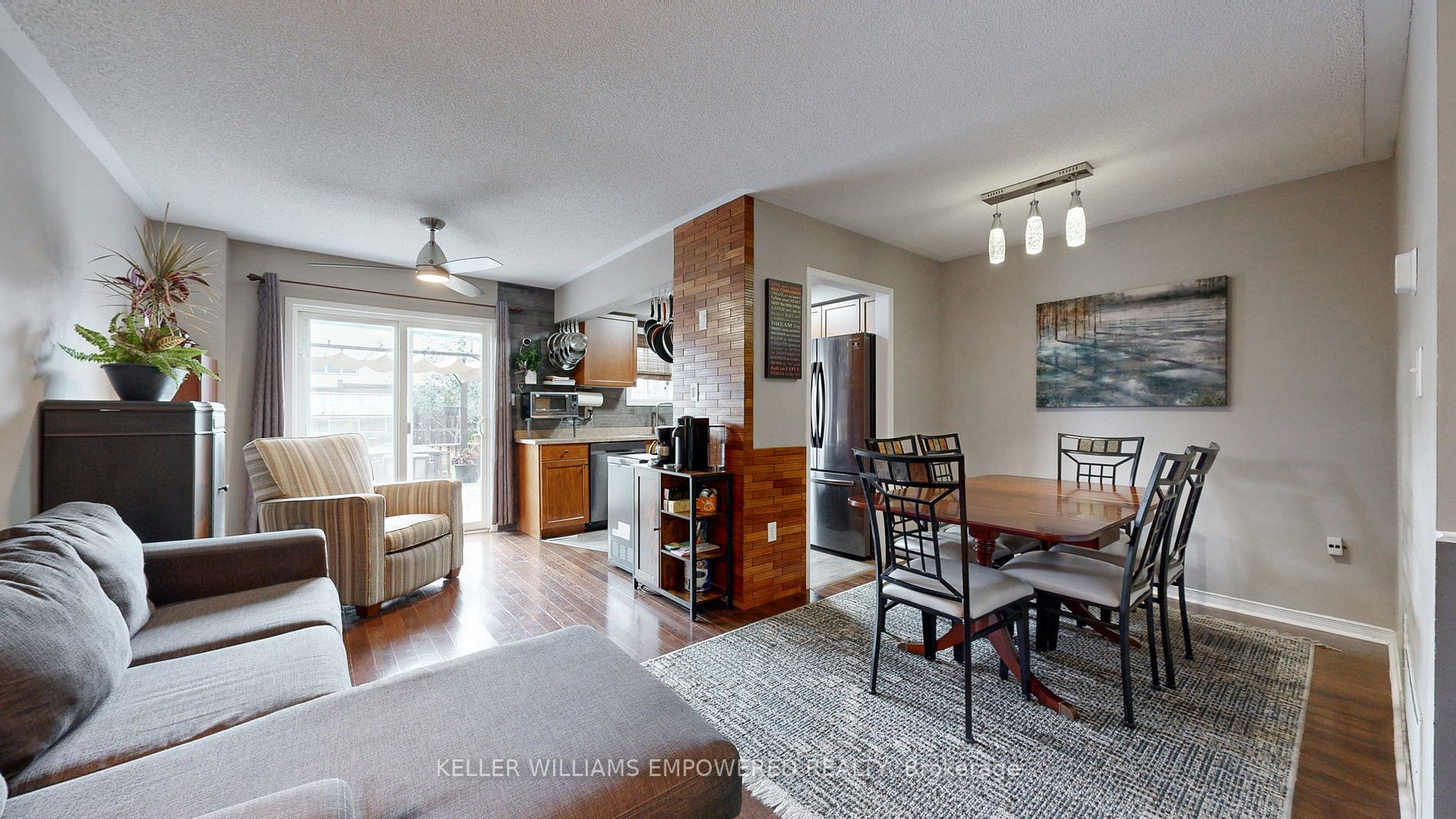229 Stonebriar Dr