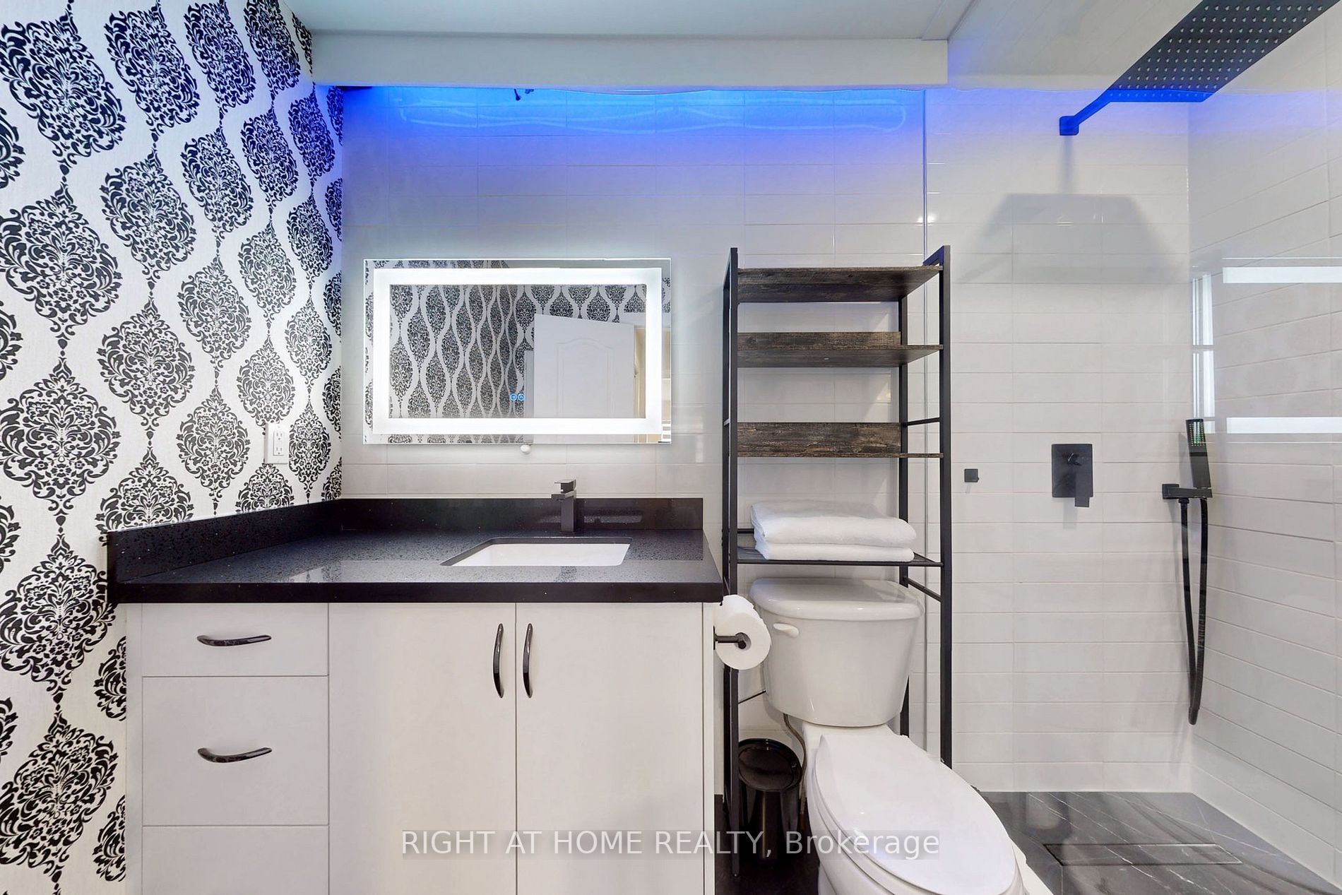 83 Banbrooke Cres