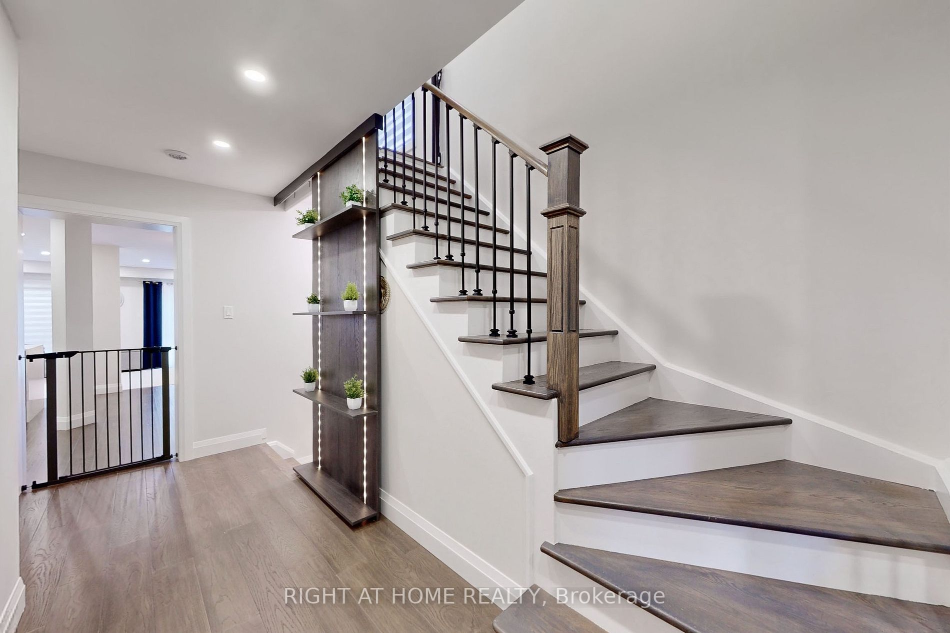 83 Banbrooke Cres