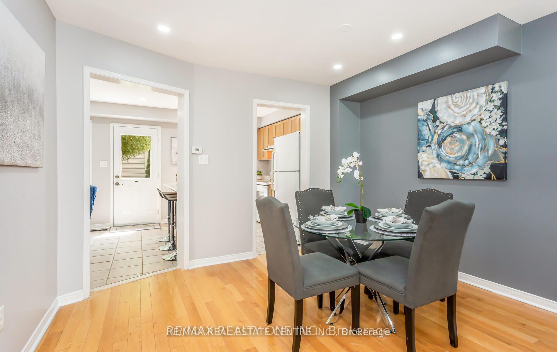405 Hollandview Tr