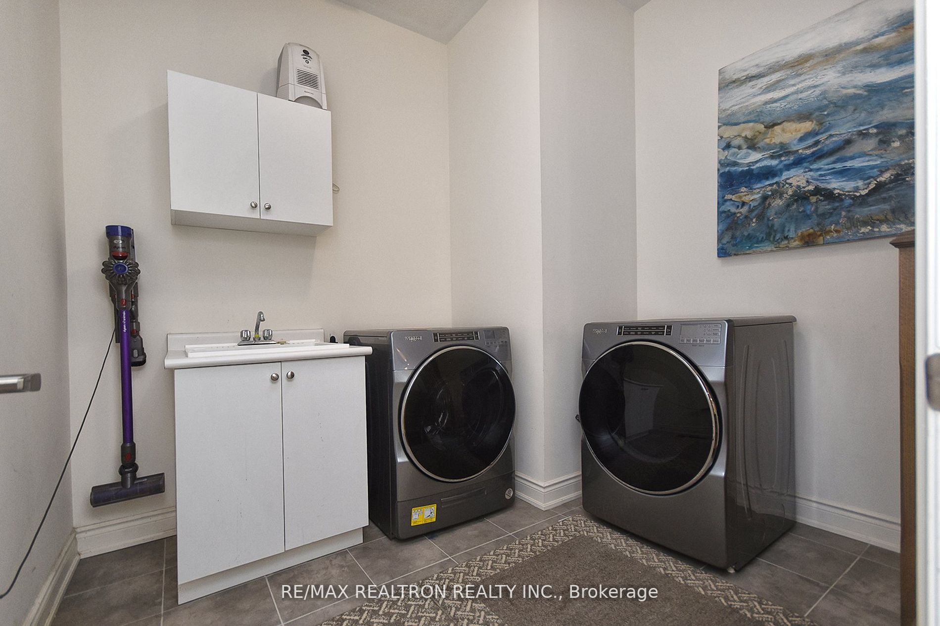 55 Betty May Cres