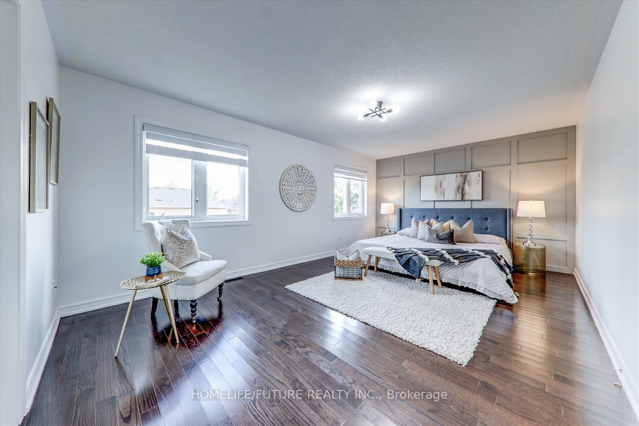 5 Autumnglen Rd