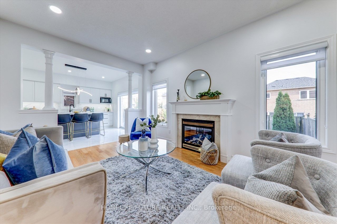 5 Autumnglen Rd