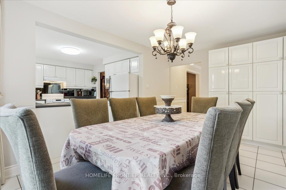 3 Pickett Cres