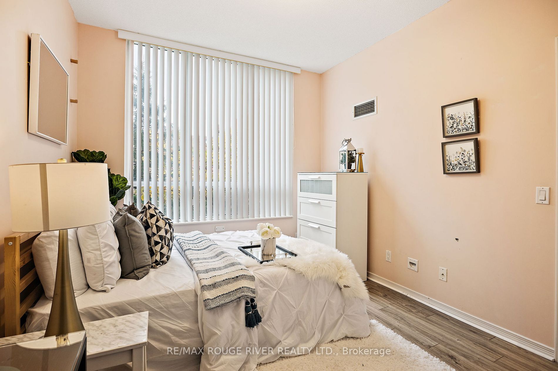 350 Red Maple Road, #101