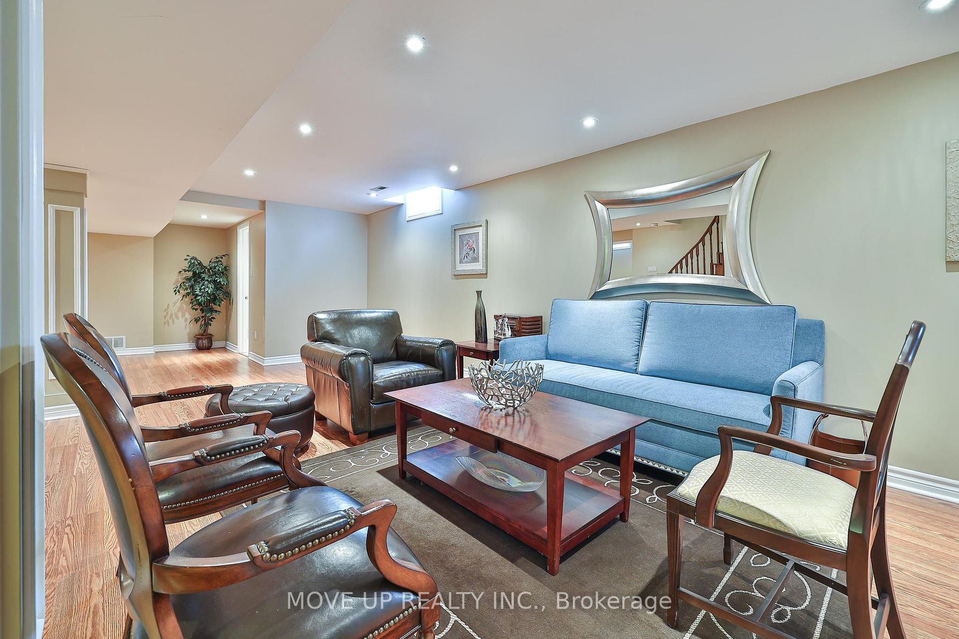 282 Torii St