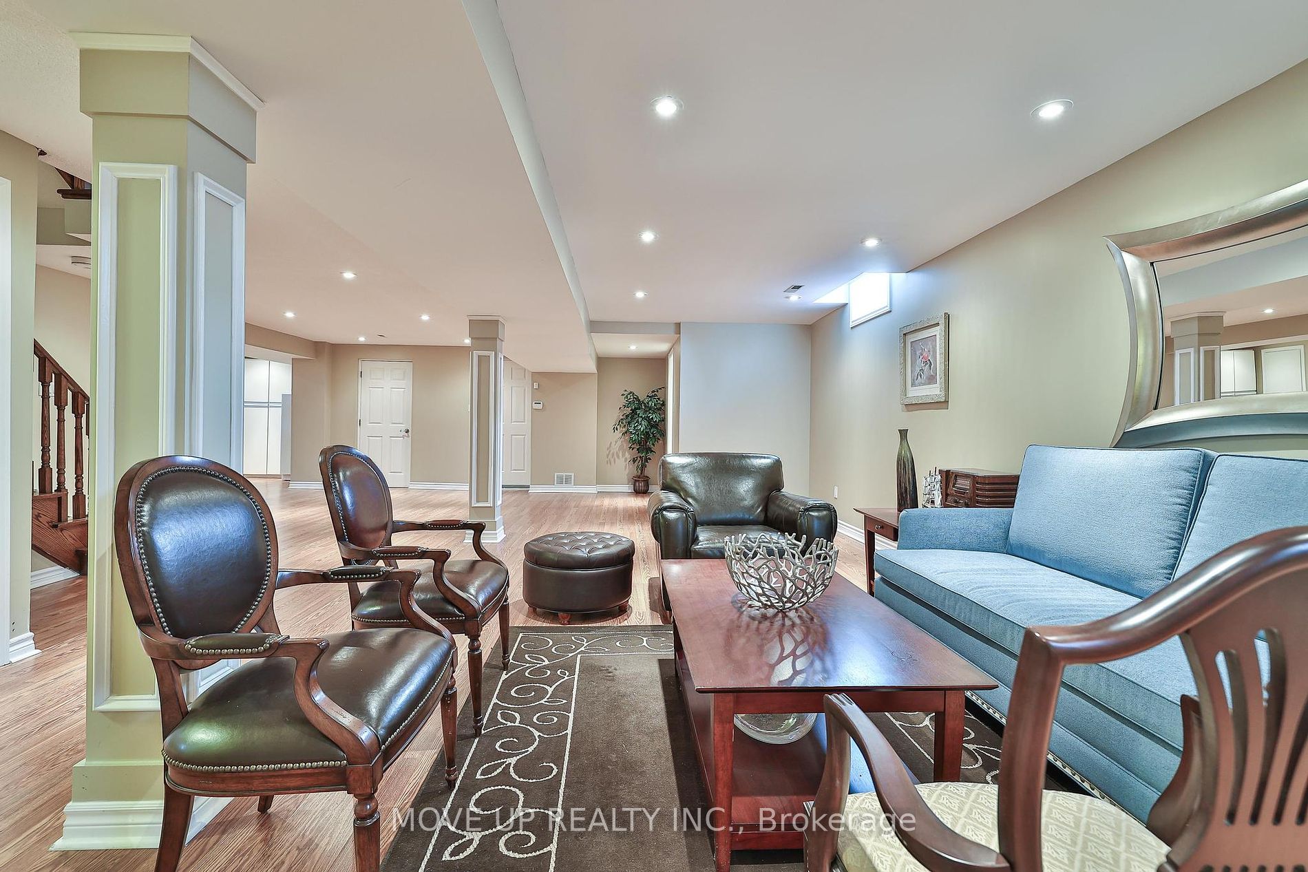 282 Torii St