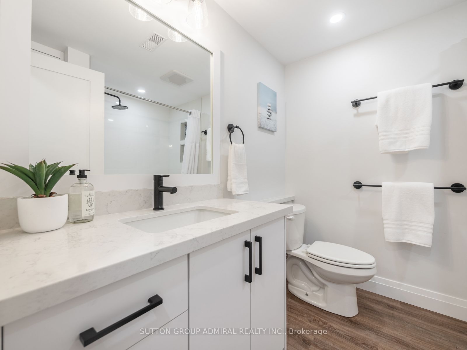 18 Haskell Cres