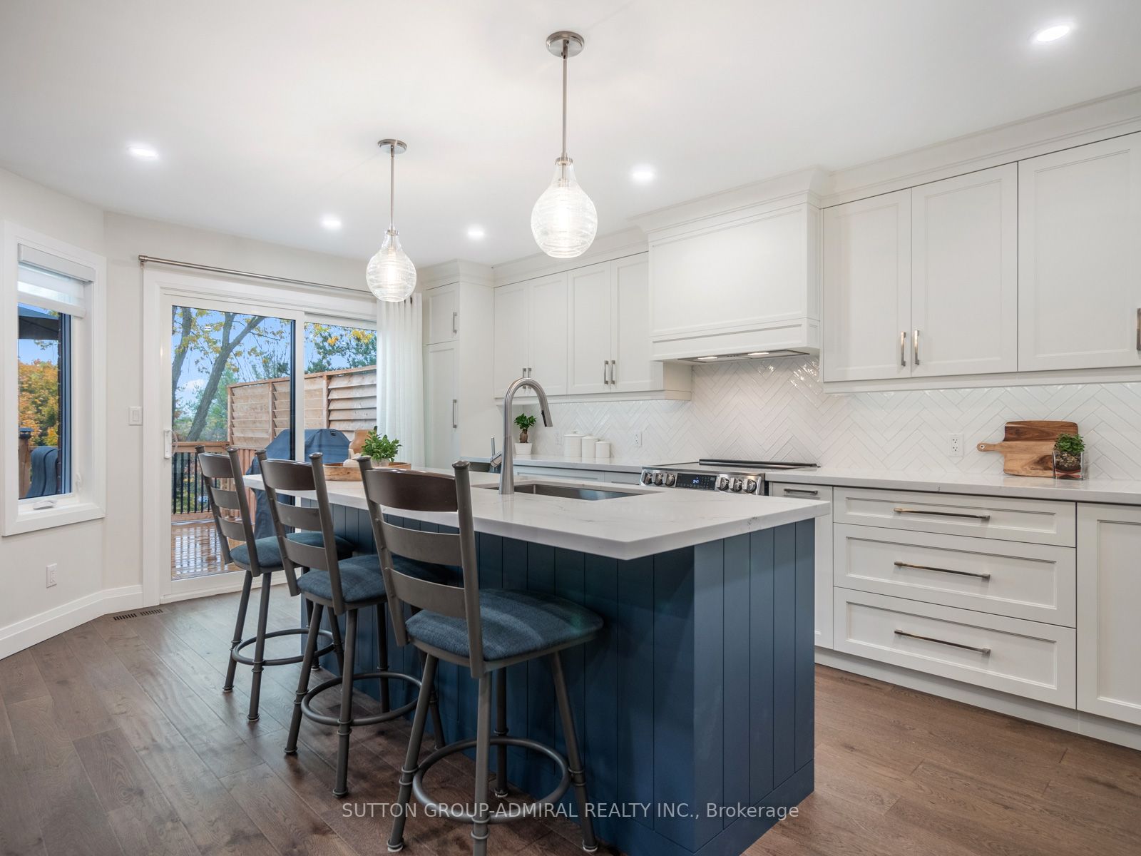 18 Haskell Cres