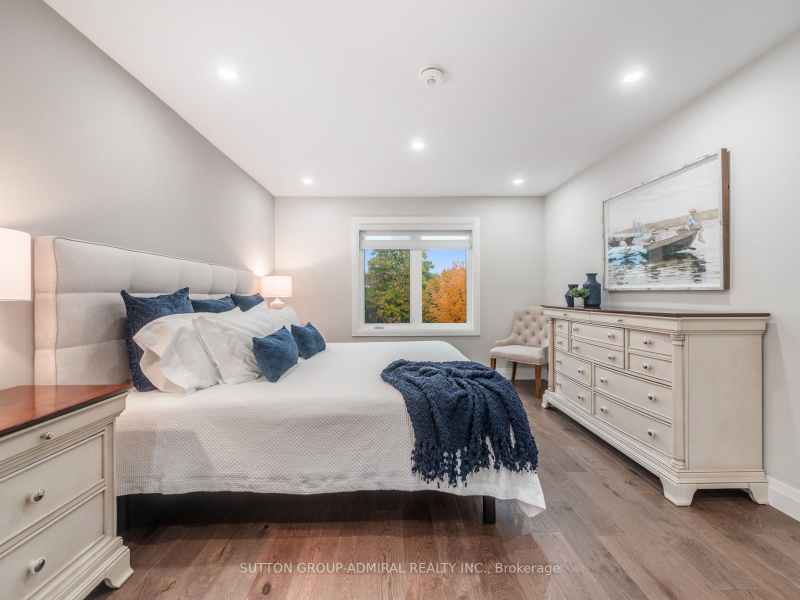 18 Haskell Cres